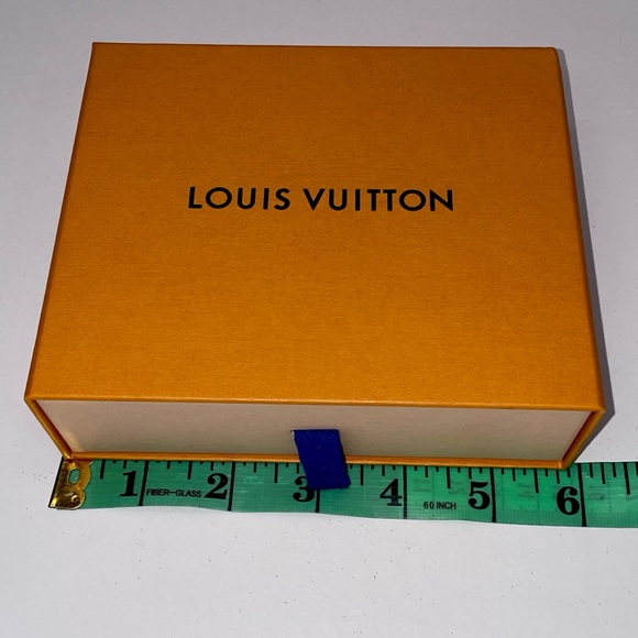 Auth LV Box & Dust Cover - Picture 3 of 4